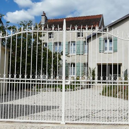 Bed and Breakfast La Promenade En Champagne Mussy-sur-Seine Esterno foto