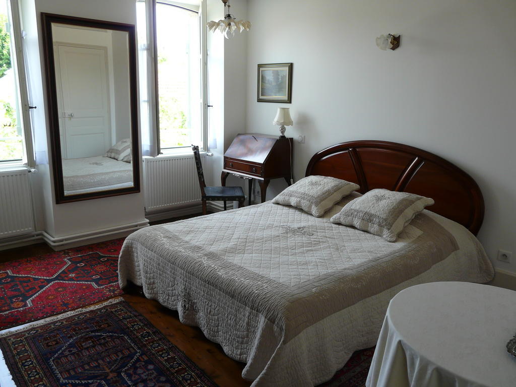 Bed and Breakfast La Promenade En Champagne Mussy-sur-Seine Camera foto