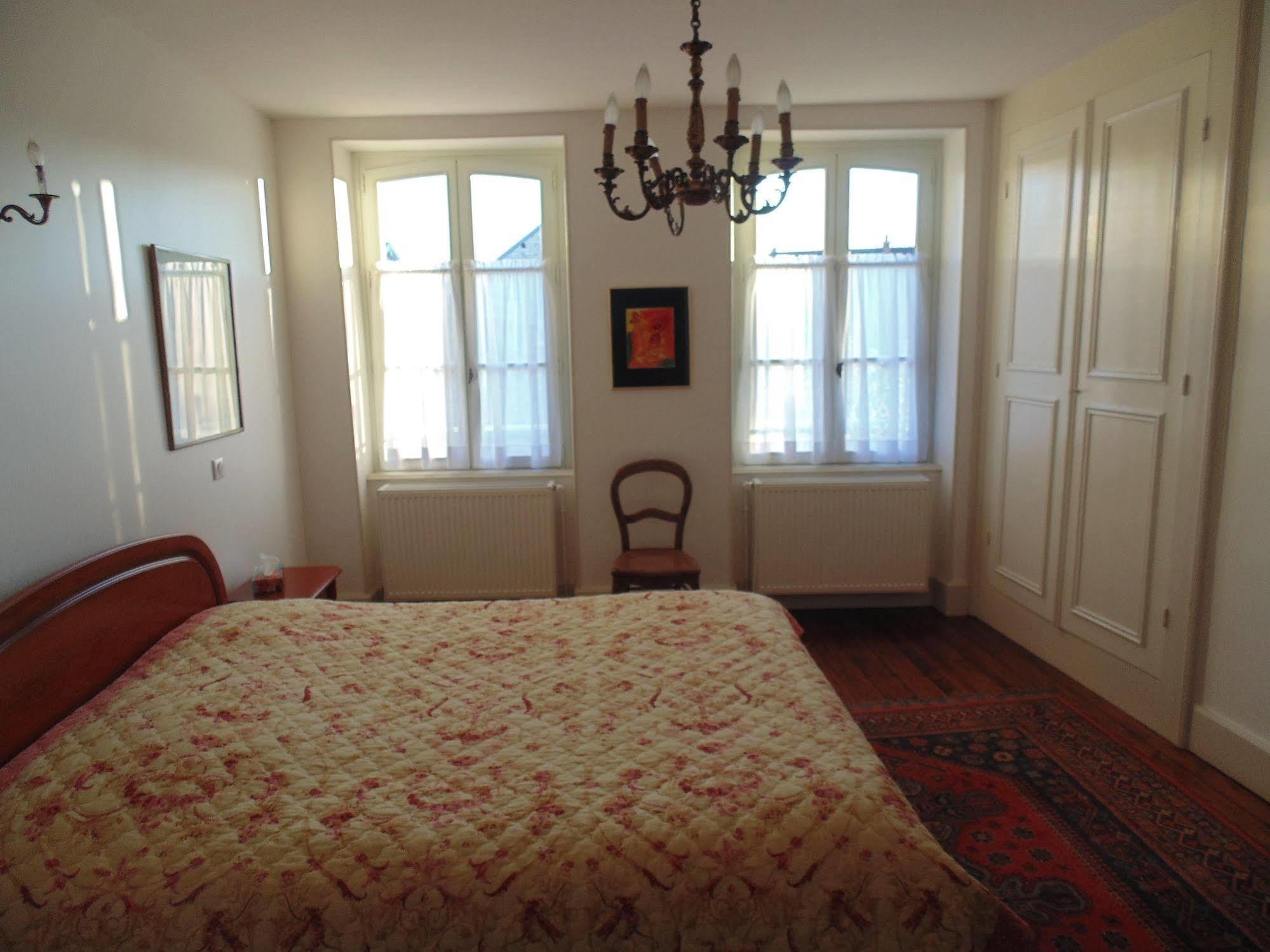 Bed and Breakfast La Promenade En Champagne Mussy-sur-Seine Esterno foto