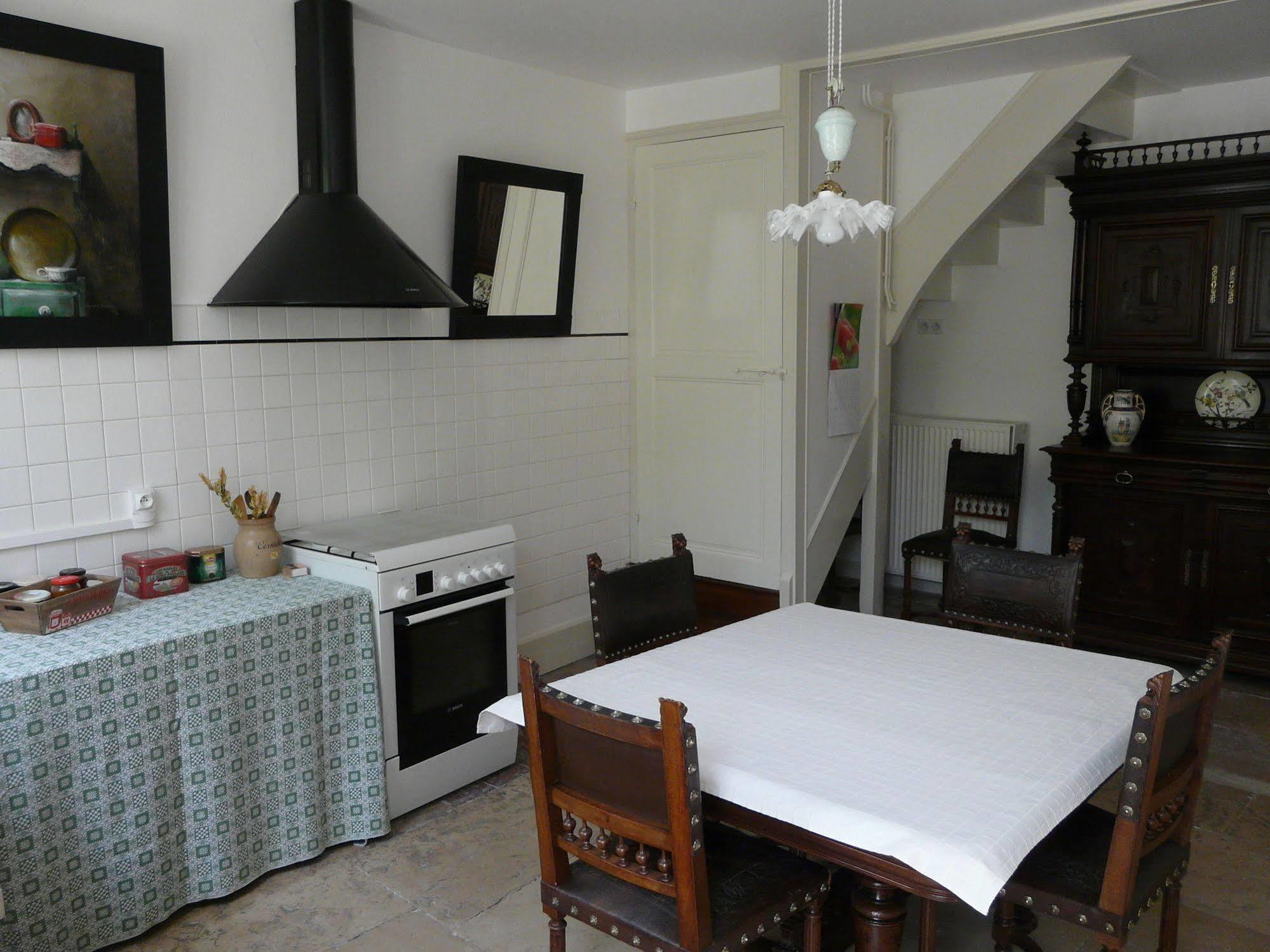 Bed and Breakfast La Promenade En Champagne Mussy-sur-Seine Esterno foto